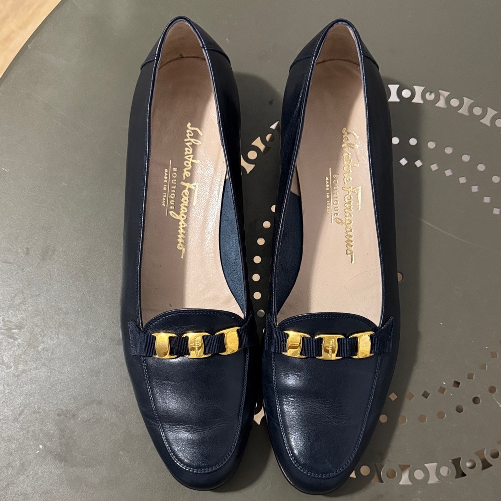 Salvatore Ferragamo Women's Dark Blue Loafers Flats Size 9.5